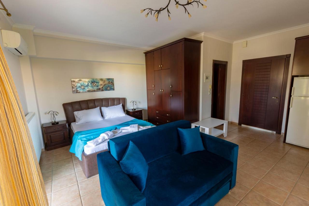 Ferienwohnung Elvis Nest Nea Moudania Exterior foto