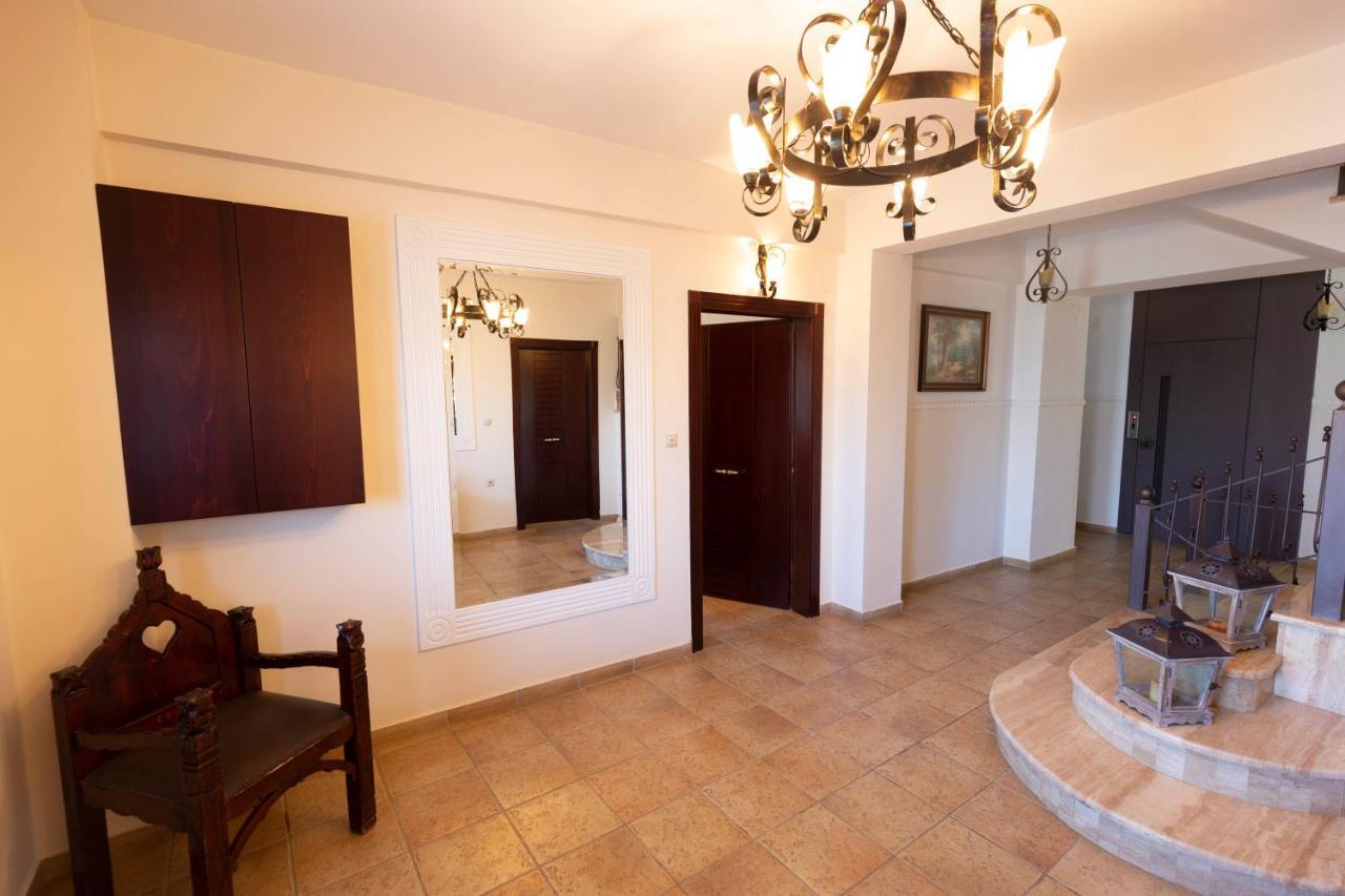 Ferienwohnung Elvis Nest Nea Moudania Exterior foto